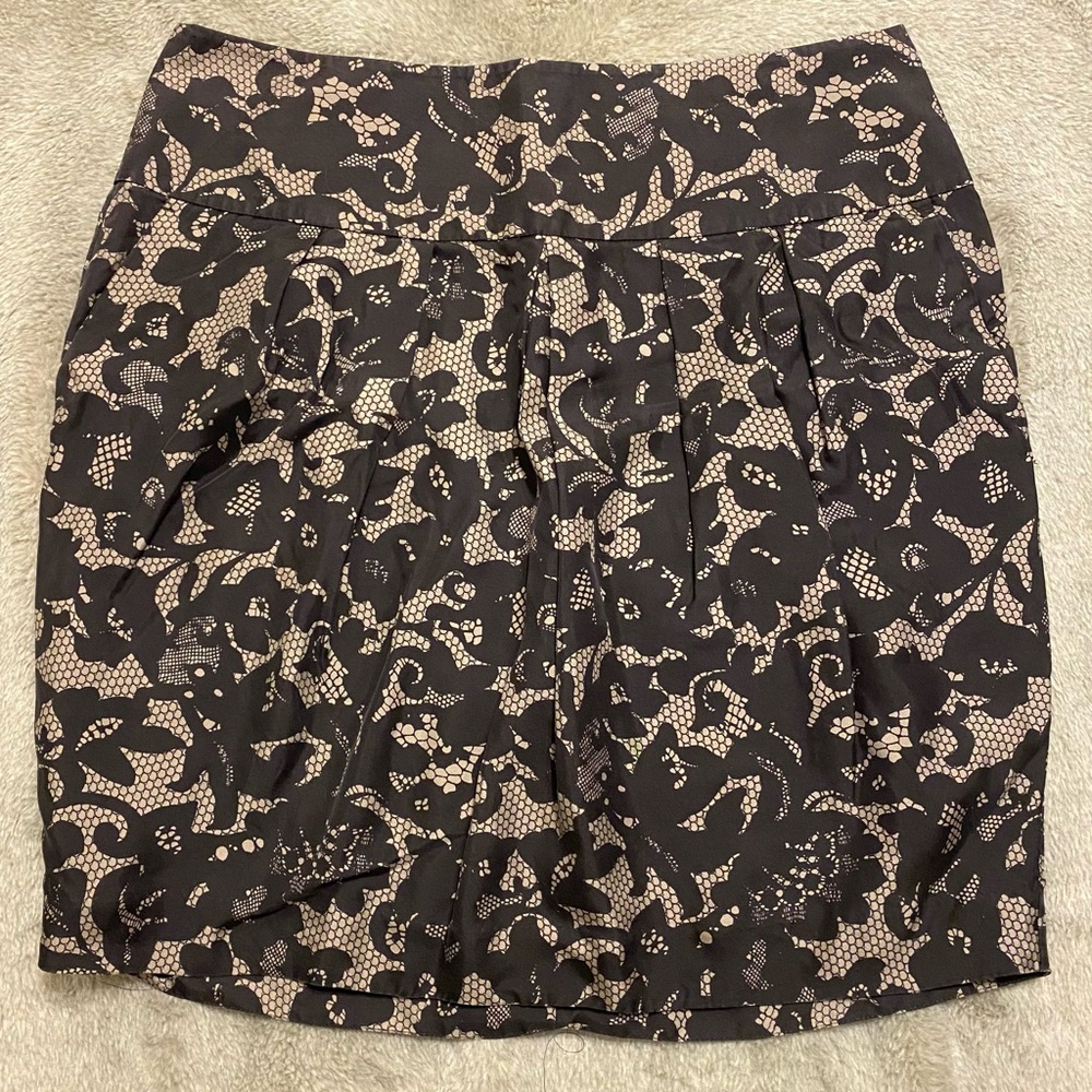 Banana Republic Silk Black and Tan Mini Skirt
